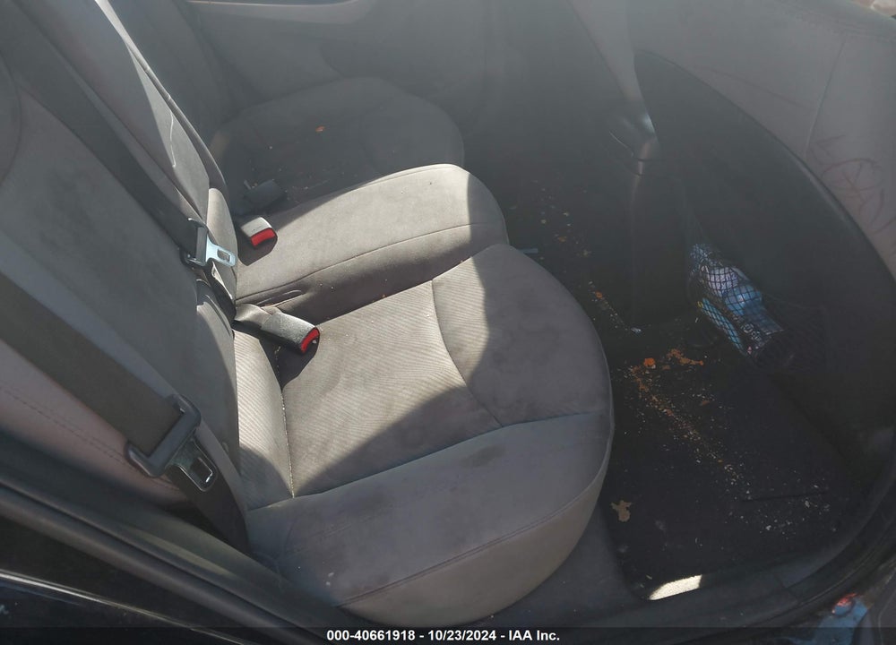 2013 HYUNDAI ELANTRA VIN: 5NPDH4AE1DH304412