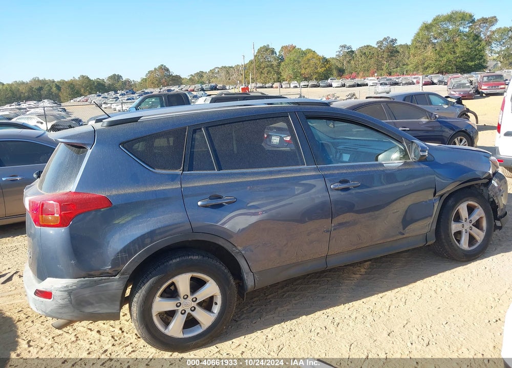 2013 TOYOTA RAV4 XLE VIN: JTMRFREV2DD038424