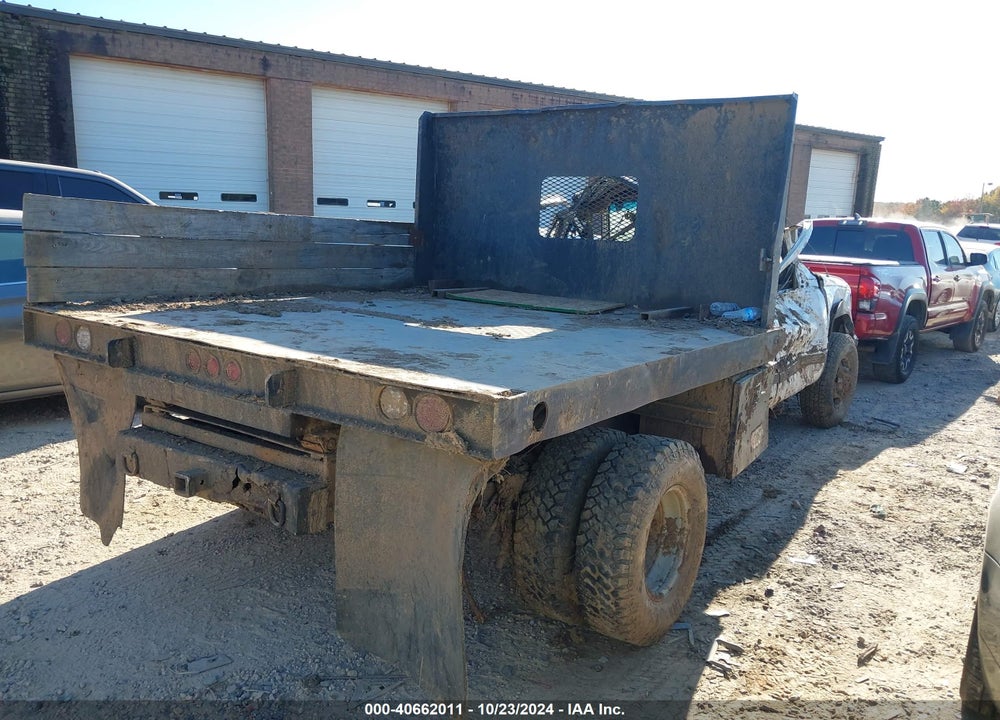 1998 CHEVROLET K2500 FLEETSIDE VIN: 1GCGK29F3WE137733