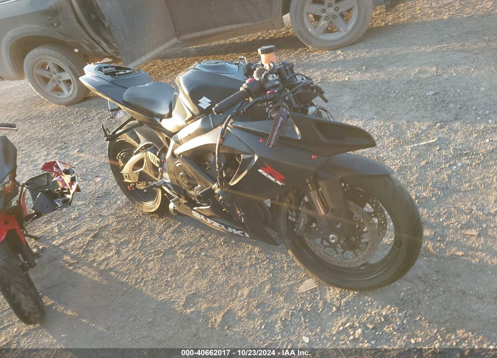 2006 SUZUKI GSX-R600 K6 VIN: JS1GN7DA962105798