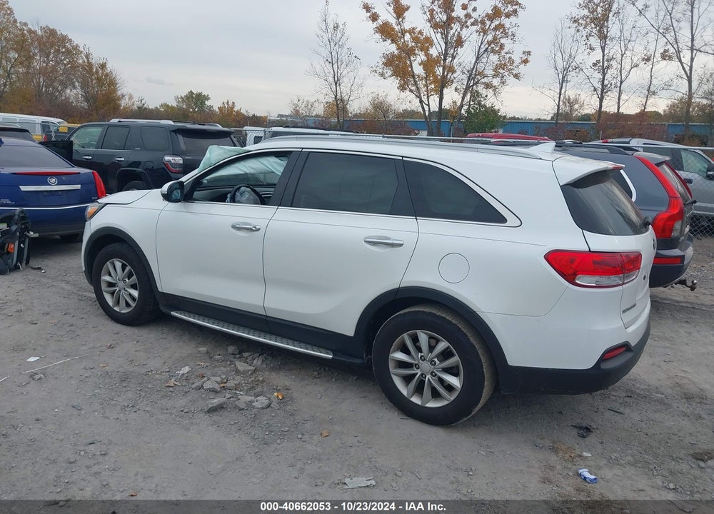 2017 KIA SORENTO 2.4L LX VIN: 5XYPG4A31HG259306