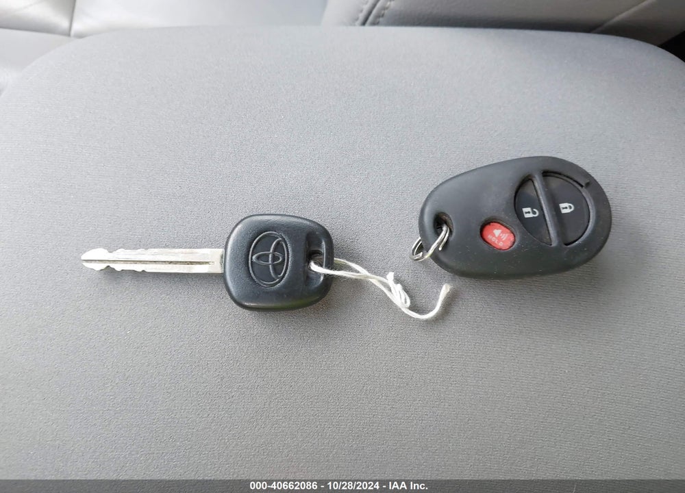 2012 TOYOTA TACOMA DOUBLE CAB VIN: 3TMLU4EN0CM095173