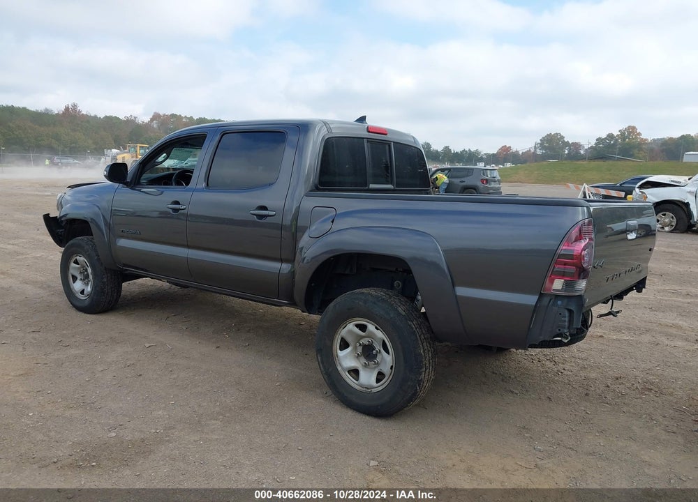 2012 TOYOTA TACOMA DOUBLE CAB VIN: 3TMLU4EN0CM095173