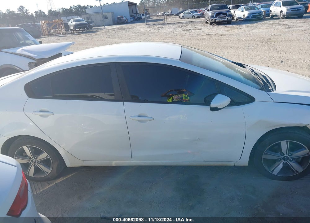 2018 KIA FORTE S VIN: 3KPFL4A79JE215180
