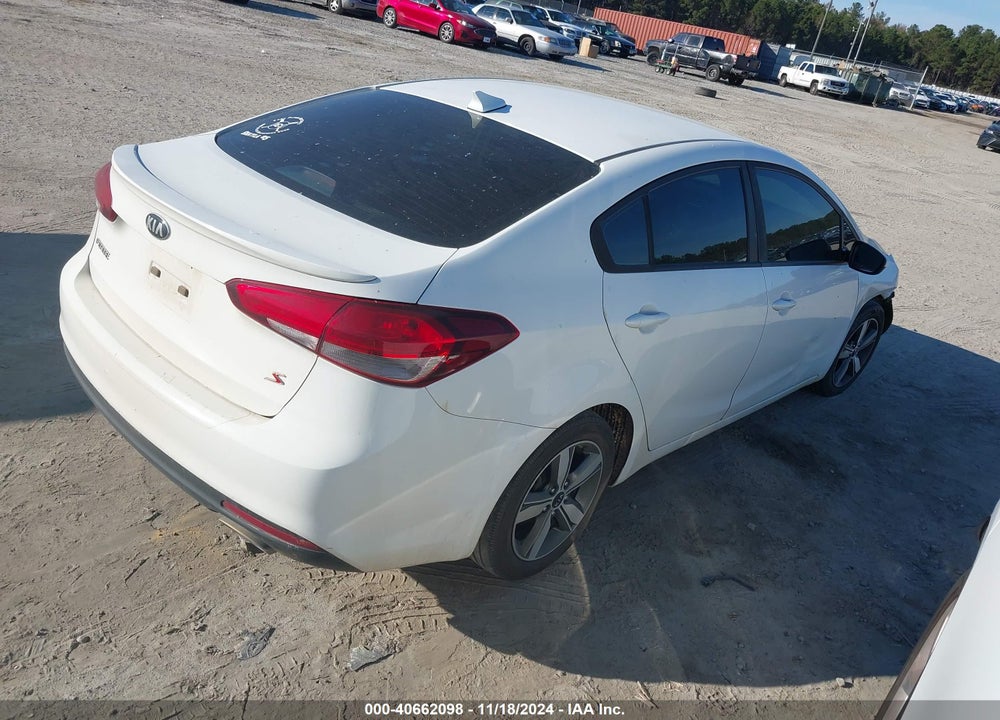 2018 KIA FORTE S VIN: 3KPFL4A79JE215180