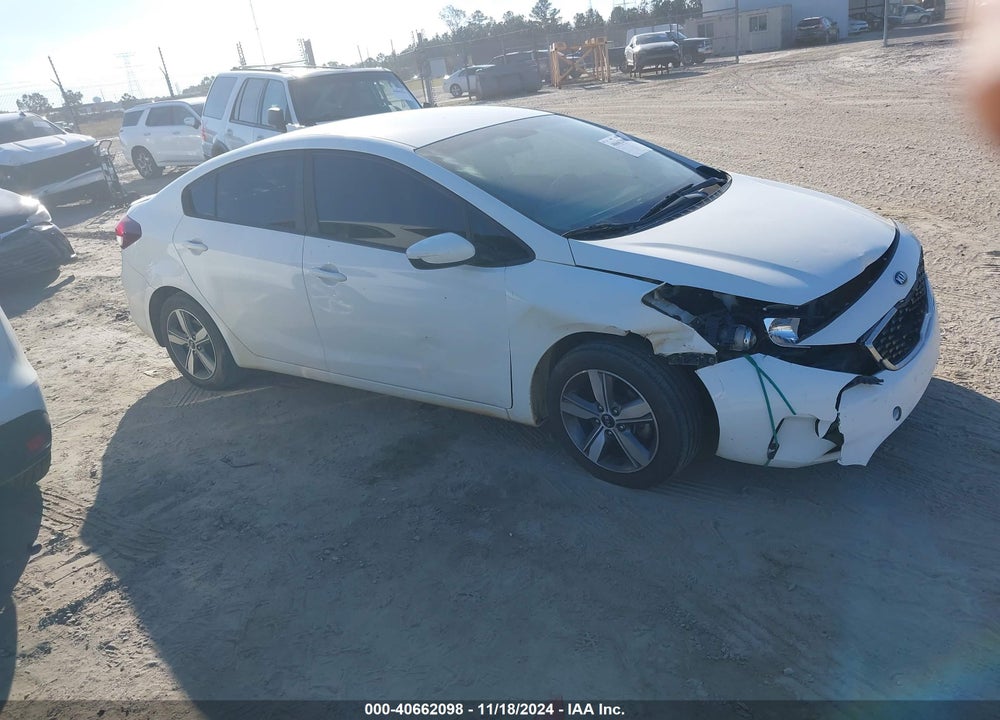 2018 KIA FORTE S VIN: 3KPFL4A79JE215180