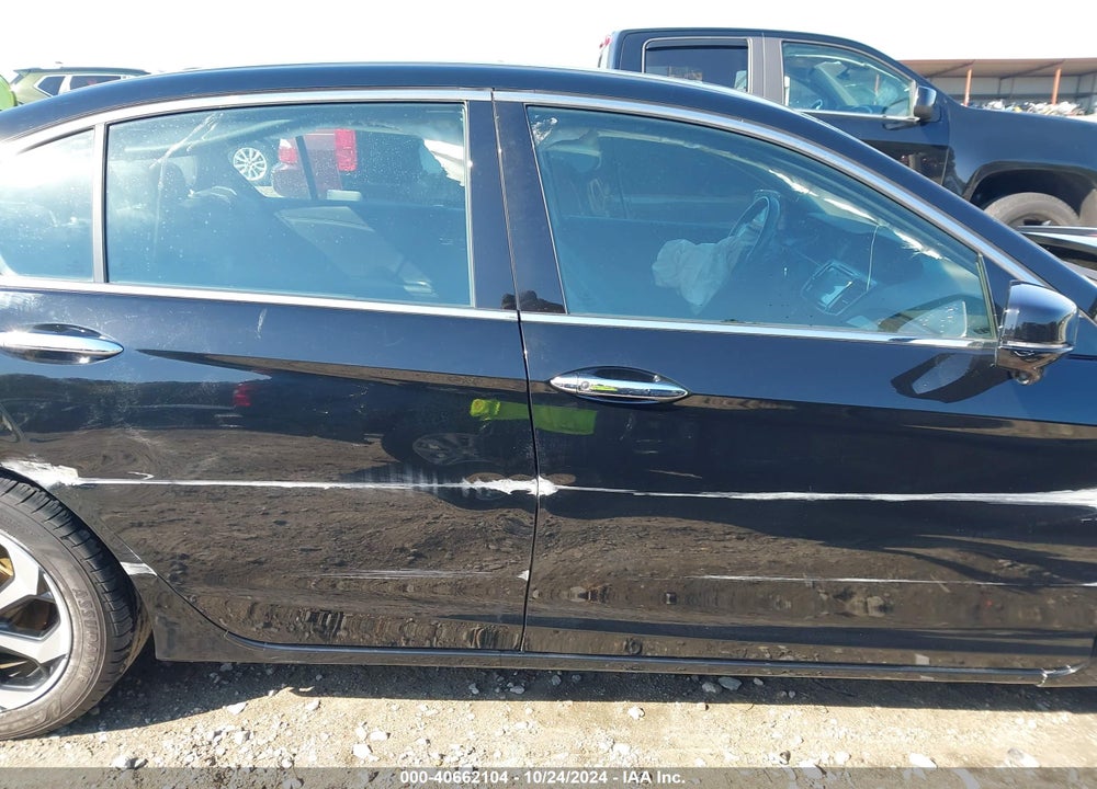 2017 HONDA ACCORD EX-L V6 VIN: 1HGCR3F8XHA031801