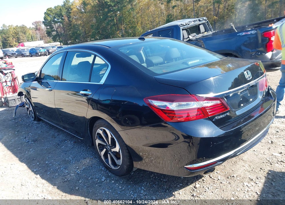 2017 HONDA ACCORD EX-L V6 VIN: 1HGCR3F8XHA031801