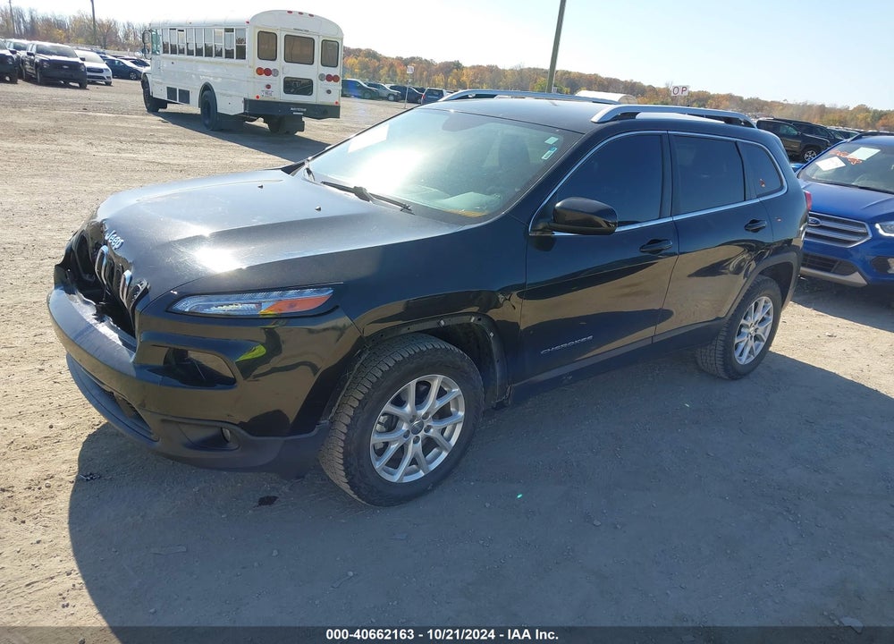2015 JEEP CHEROKEE LATITUDE VIN: 1C4PJMCB1FW635461