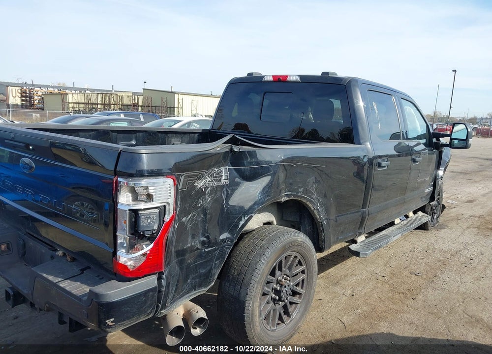 2022 FORD F-350 XLT VIN: 1FT8W3BT7NEG10787