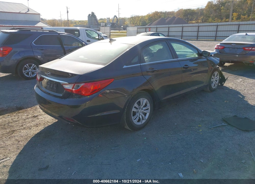 2013 HYUNDAI SONATA GLS VIN: 5NPEB4AC0DH581248