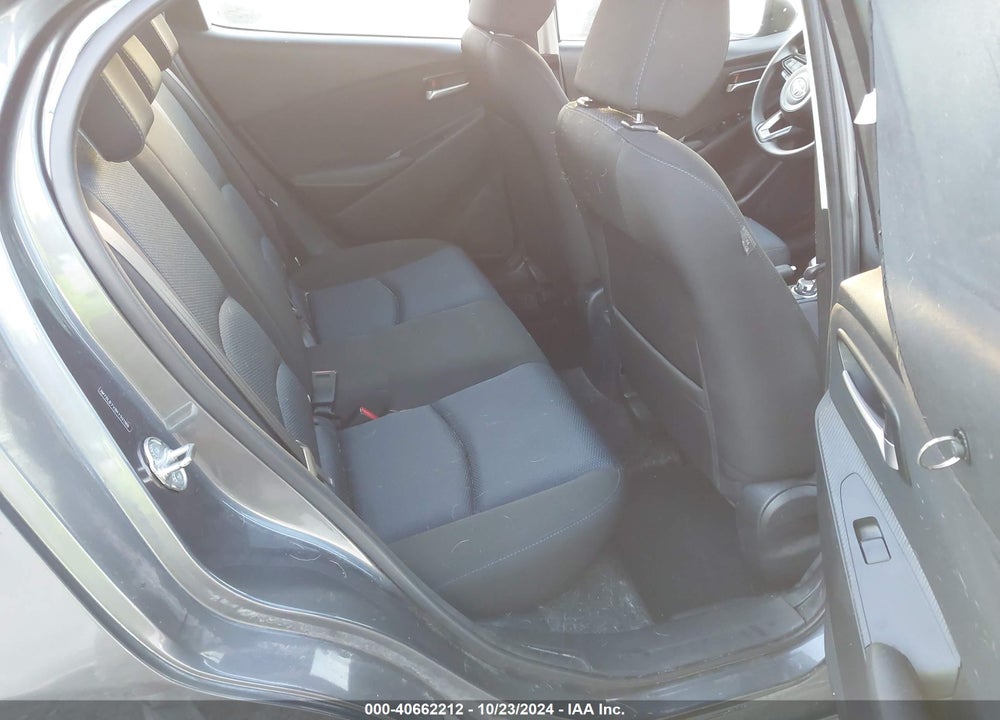 2019 TOYOTA YARIS LE VIN: 3MYDLBYV8KY501166