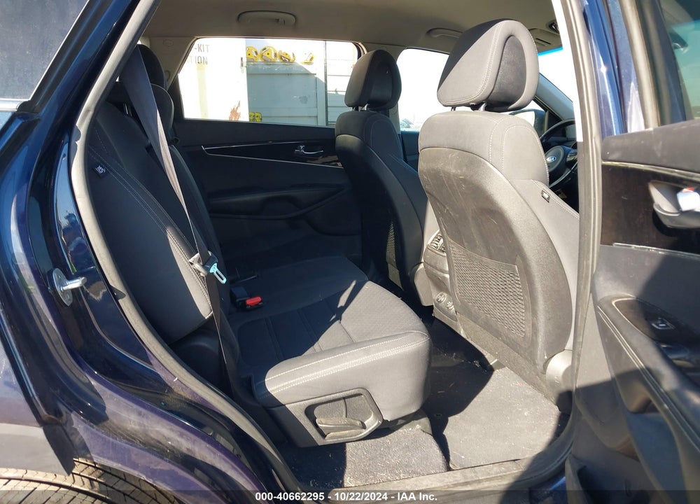 2016 KIA SORENTO 2.4L LX VIN: 5XYPGDA36GG064980