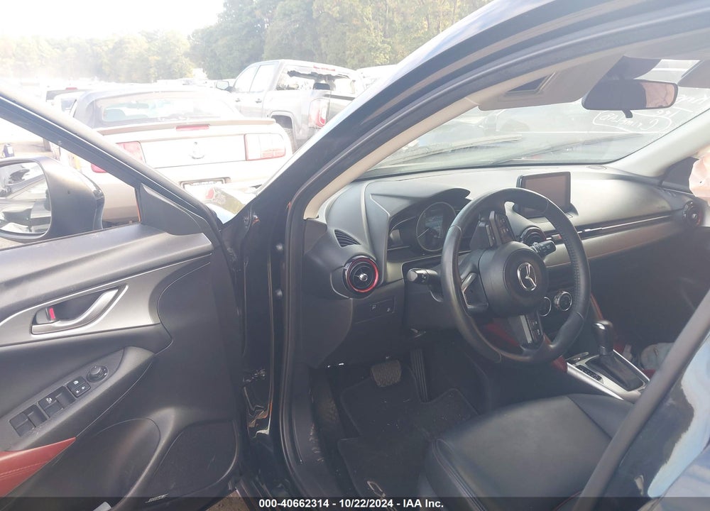 2018 MAZDA CX-3 TOURING VIN: JM1DKDC72J0330770