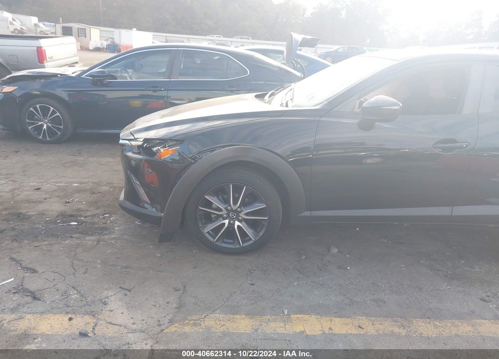 2018 MAZDA CX-3 TOURING VIN: JM1DKDC72J0330770