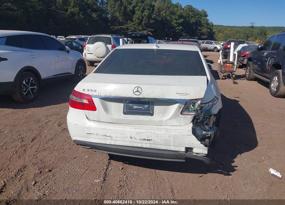 2011 MERCEDES-BENZ E 350 VIN: WDDHF5GB2BA450936