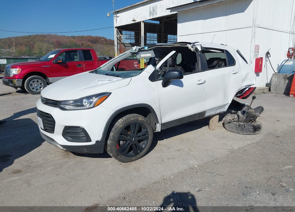2020 CHEVROLET TRAX AWD LT VIN: 3GNCJPSB8LL340139