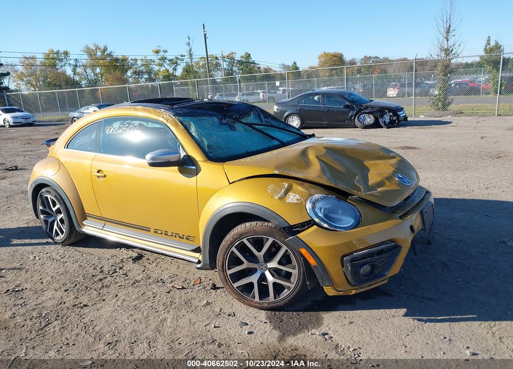 2018 VOLKSWAGEN BEETLE 2.0T DUNE VIN: 3VWSD7AT6JM703189