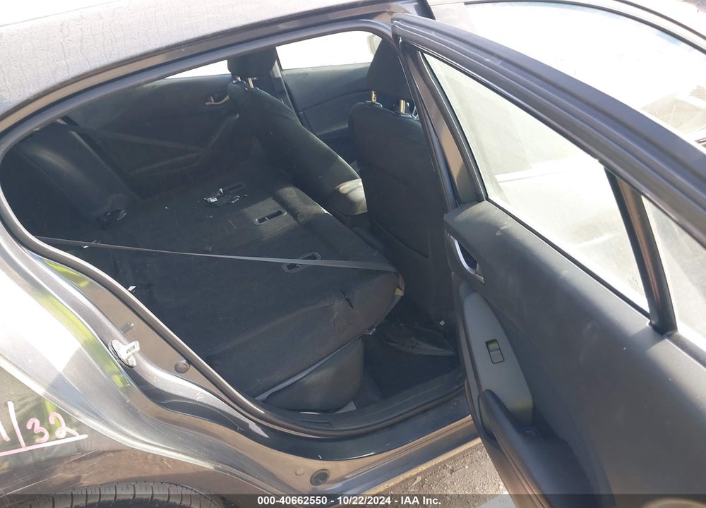 2014 MAZDA 3 I TOURING VIN: JM1BM1L78E1162178