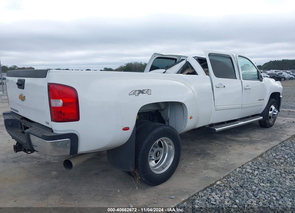 2012 CHEVROLET SILVERADO 3500HD LTZ VIN: 1GC4K1C84CF141187