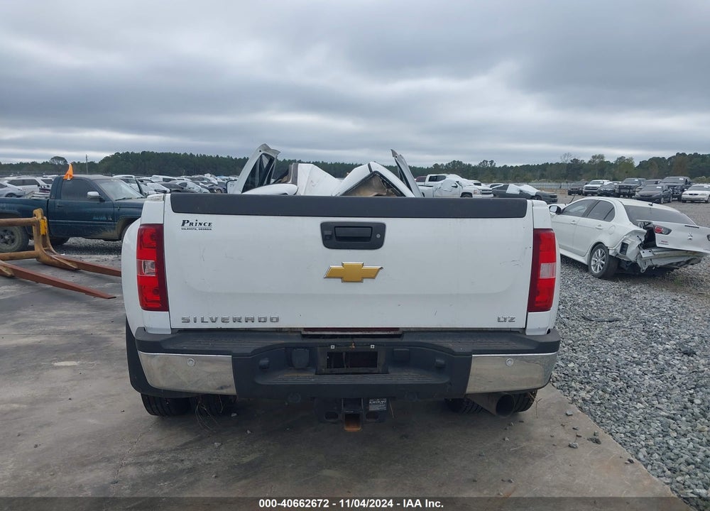 2012 CHEVROLET SILVERADO 3500HD LTZ VIN: 1GC4K1C84CF141187