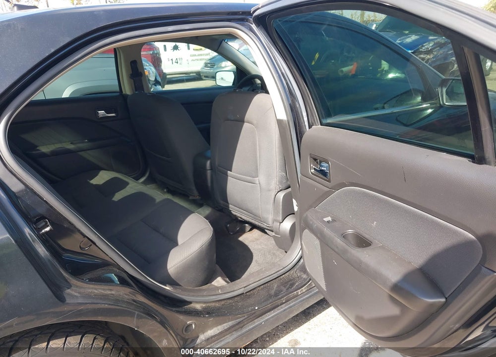 2010 FORD FUSION SE VIN: 3FAHP0HA3AR133614