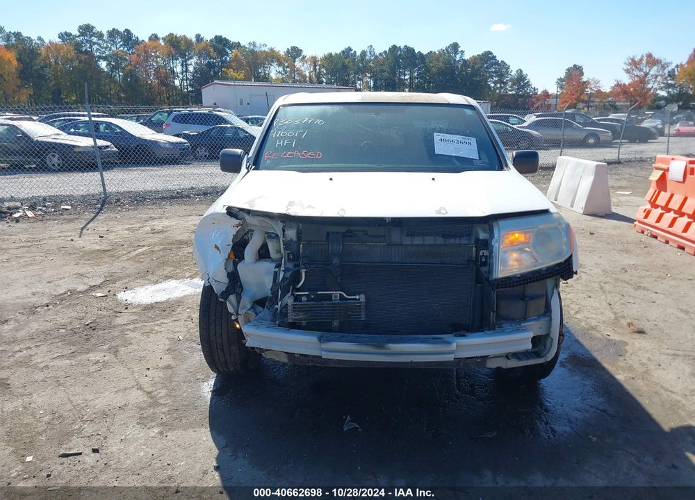 2013 HONDA PILOT LX VIN: 5FNYF4H28DB035214