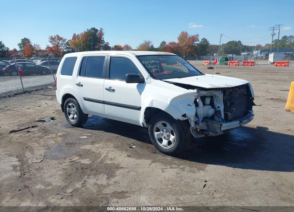2013 HONDA PILOT LX VIN: 5FNYF4H28DB035214