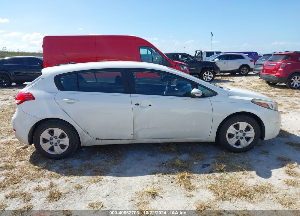 2017 KIA FORTE LX VIN: KNAFK5A87H5707811