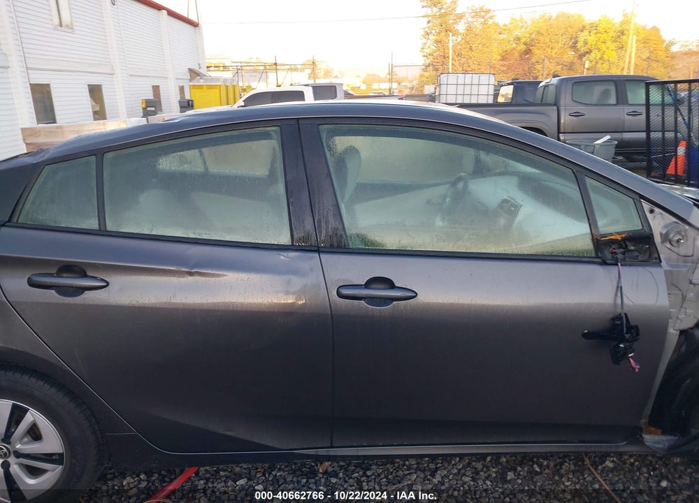 2017 TOYOTA PRIUS THREE VIN: JTDKARFU7H3539178