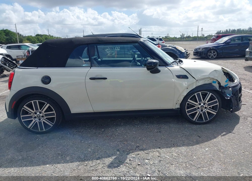 2022 MINI CONVERTIBLE COOPER S VIN: WMW43DL00N3P21577
