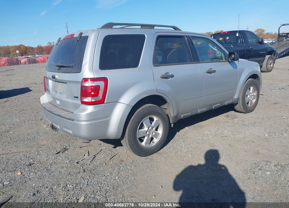 2011 FORD ESCAPE XLT VIN: 1FMCU9DG1BKA60885