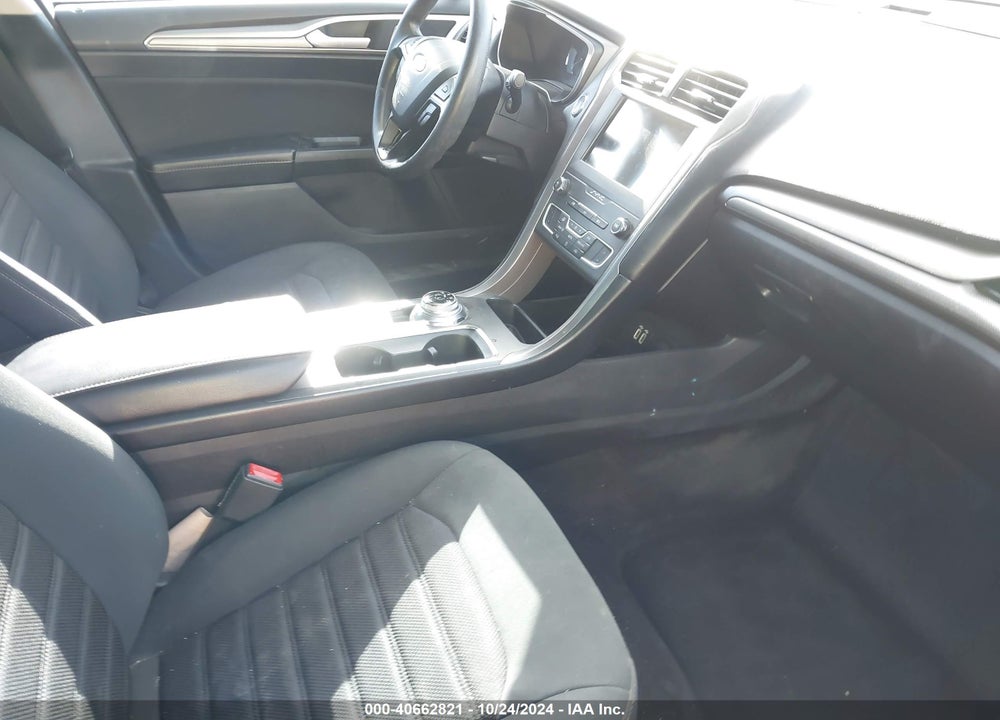 2020 FORD FUSION SE VIN: 3FA6P0HD6LR188577