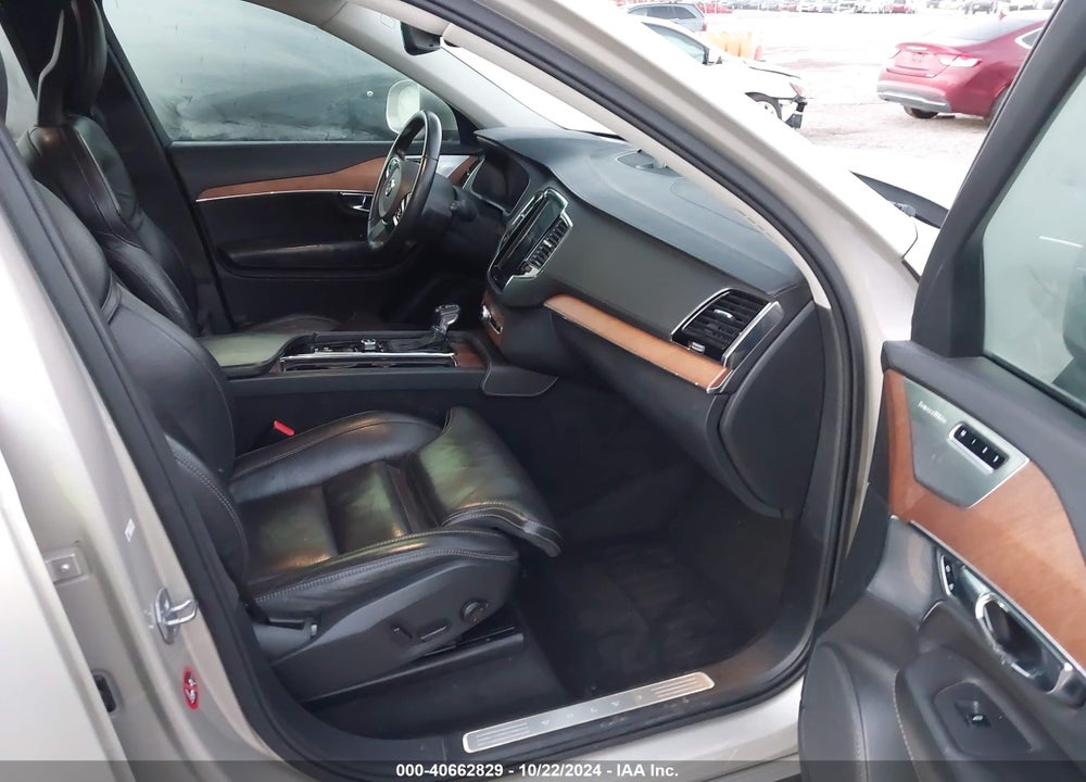 2016 VOLVO XC90 T6 INSCRIPTION VIN: YV4A22PL8G1025711