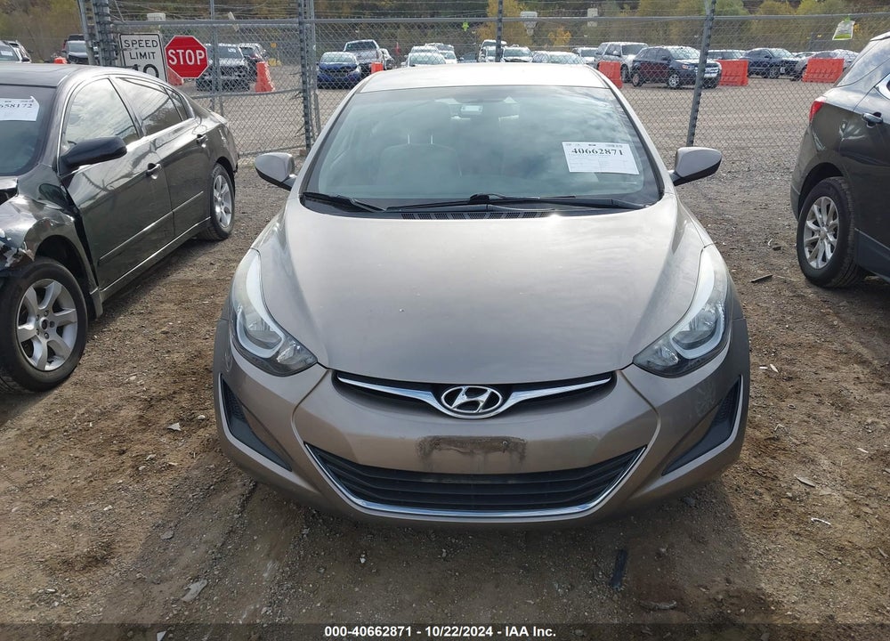 2016 HYUNDAI ELANTRA SE VIN: 5NPDH4AE9GH699198