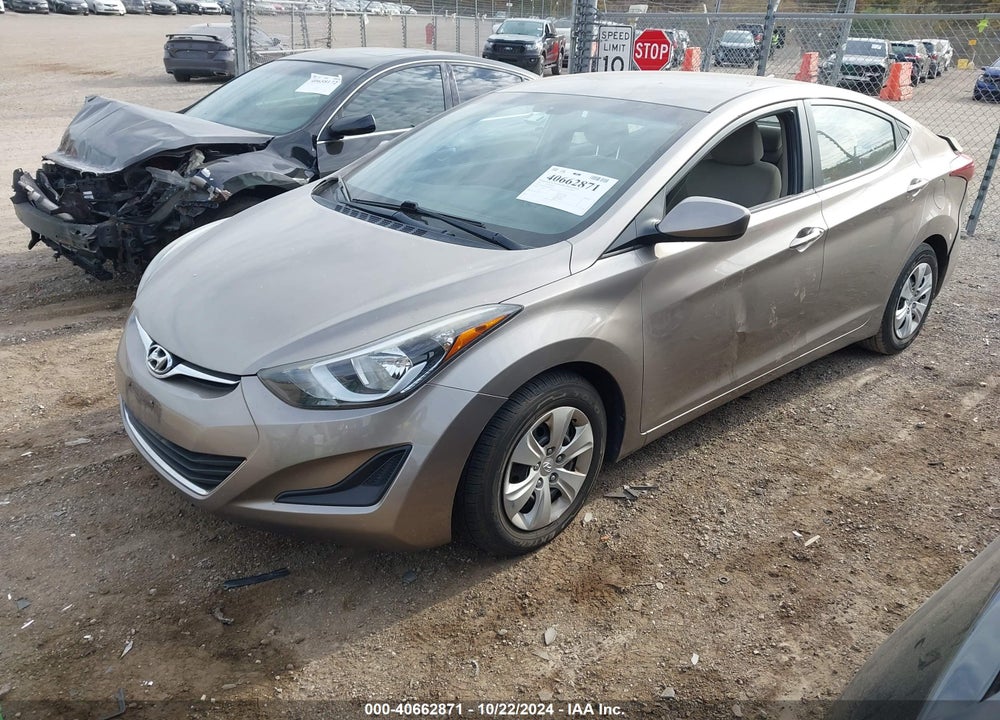 2016 HYUNDAI ELANTRA SE VIN: 5NPDH4AE9GH699198