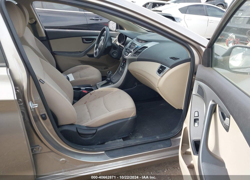 2016 HYUNDAI ELANTRA SE VIN: 5NPDH4AE9GH699198