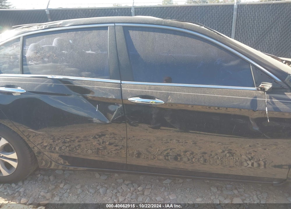 2015 HONDA ACCORD LX VIN: 1HGCR2F33FA180501