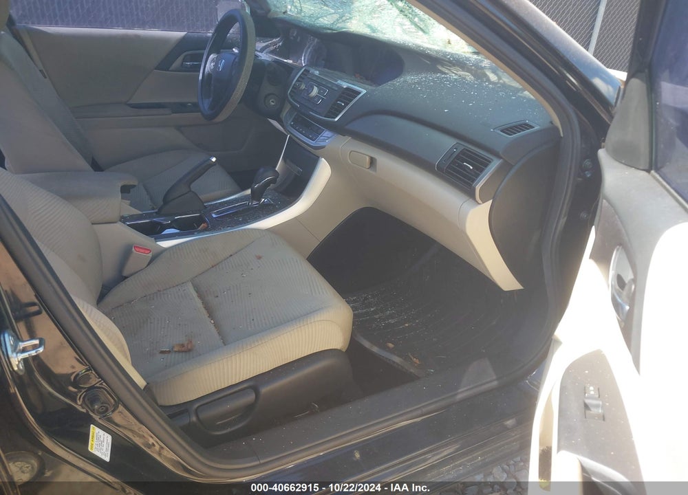 2015 HONDA ACCORD LX VIN: 1HGCR2F33FA180501
