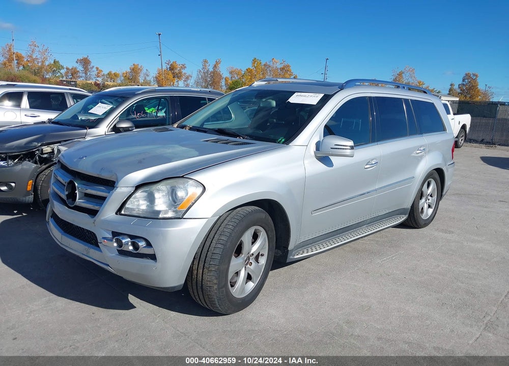 2011 MERCEDES-BENZ GL 450 4MATIC VIN: 4JGBF7BE9BA688808