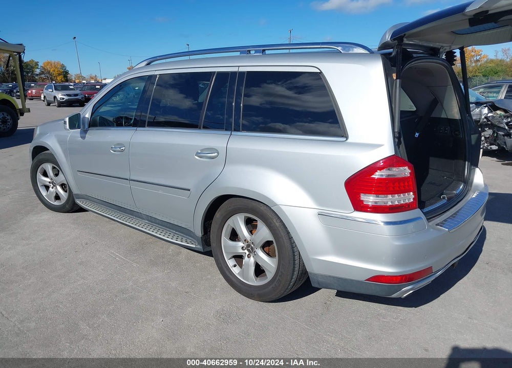 2011 MERCEDES-BENZ GL 450 4MATIC VIN: 4JGBF7BE9BA688808