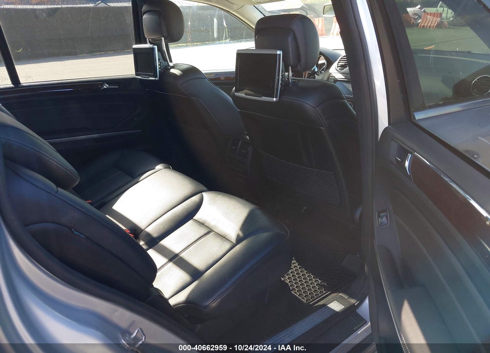 2011 MERCEDES-BENZ GL 450 4MATIC VIN: 4JGBF7BE9BA688808