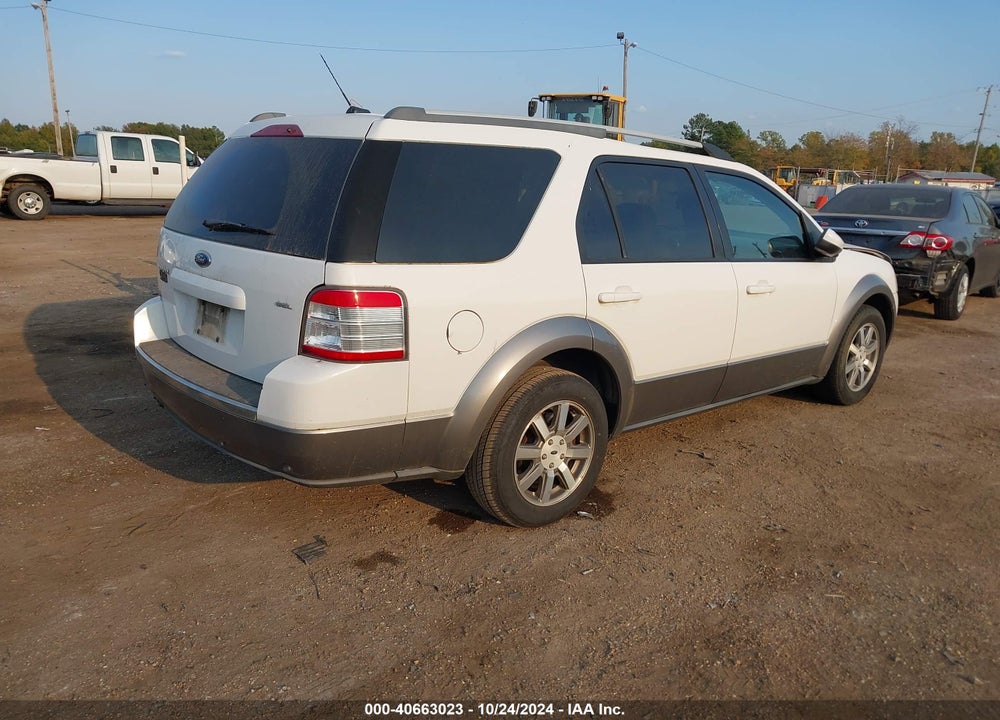 2008 FORD TAURUS X SEL VIN: 1FMDK02W38GA42271