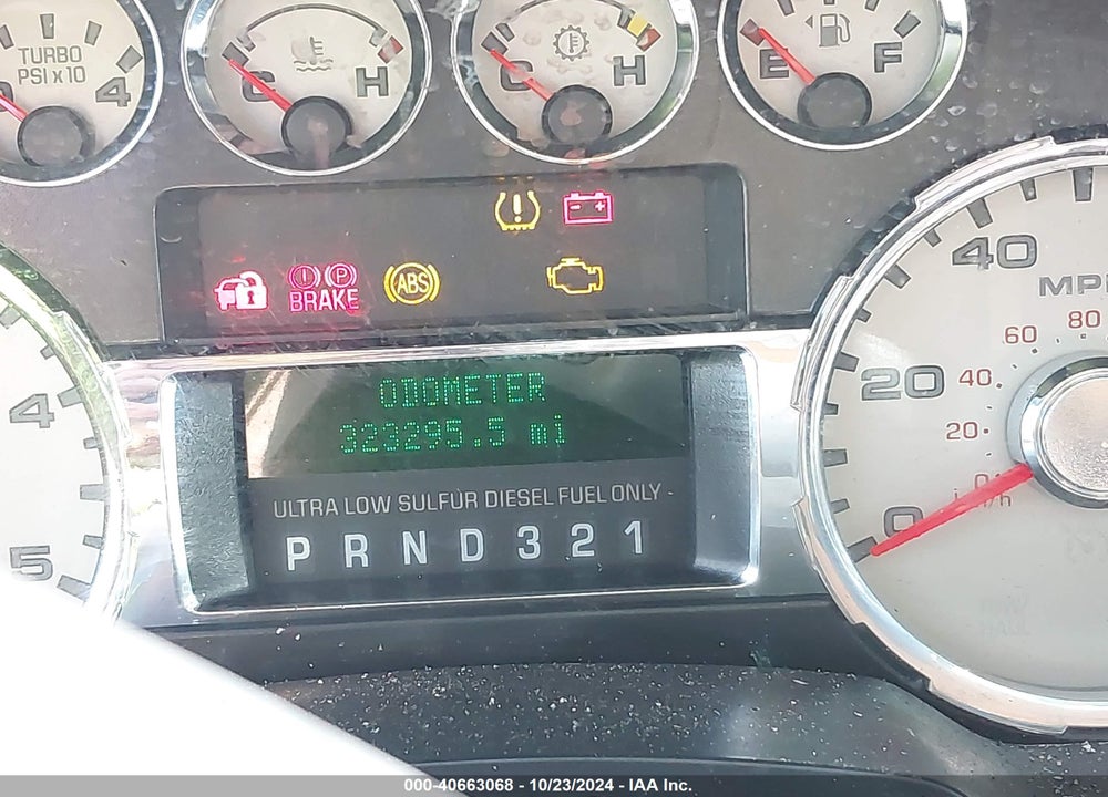 2010 FORD F-350 LARIAT VIN: 1FTWW3BR0AEB12579