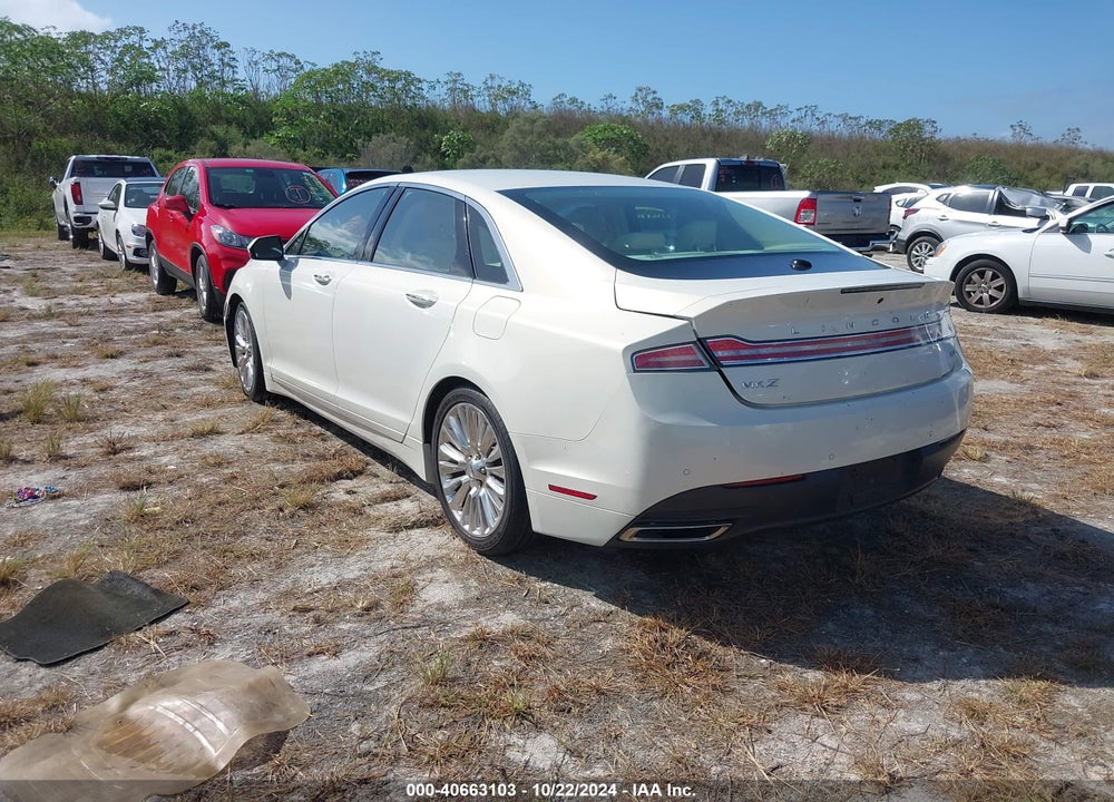 2013 LINCOLN MKZ VIN: 3LN6L2GK9DR811303
