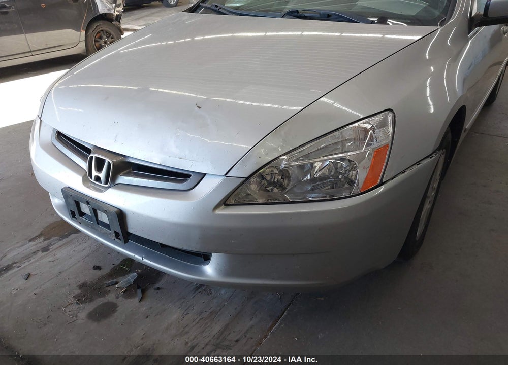 2004 HONDA ACCORD 2.4 LX VIN: 1HGCM56374A045695