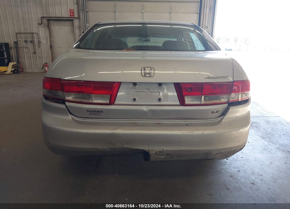 2004 HONDA ACCORD 2.4 LX VIN: 1HGCM56374A045695