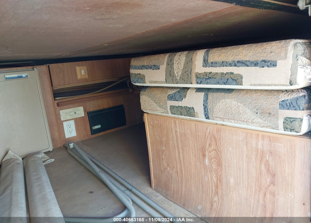 2006 JAYCO POP-UP CAMPER VIN: 1UJAJ01G461BD0281