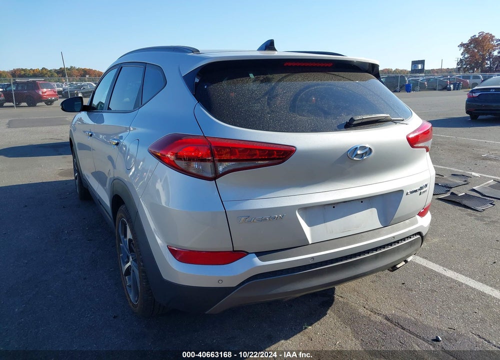 2016 HYUNDAI TUCSON LIMITED VIN: KM8J3CA28GU128370