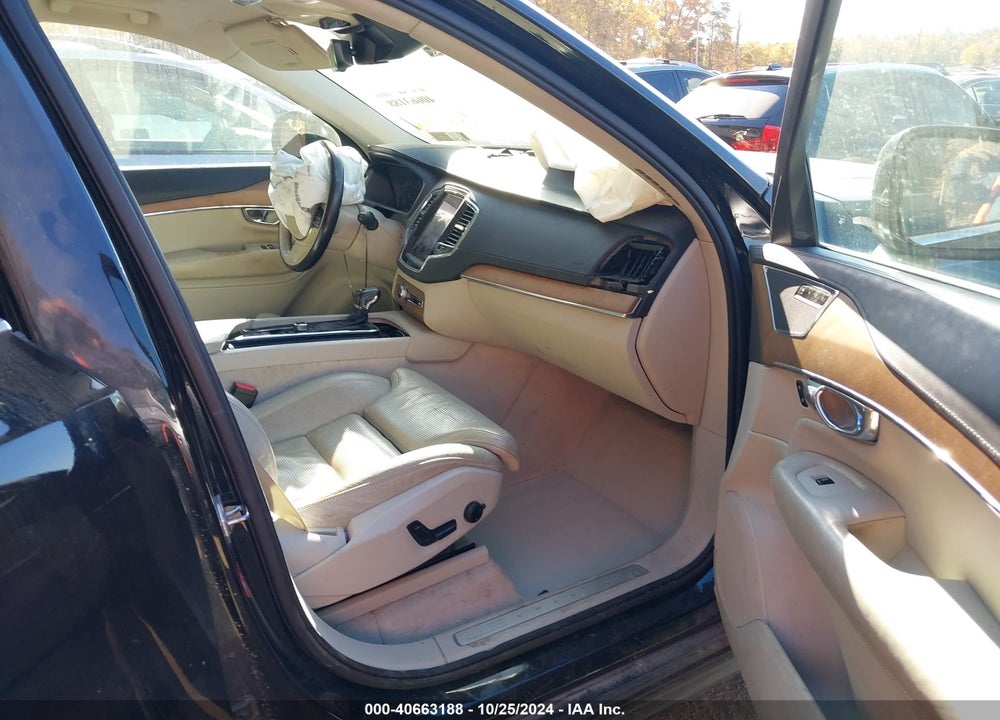 2016 VOLVO XC90 T6 INSCRIPTION VIN: YV4A22PL3G1092815